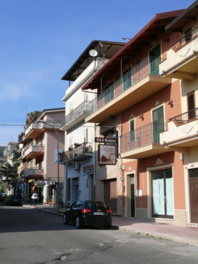  B&B La Vecchia Stazione  Джойоза-Ионика